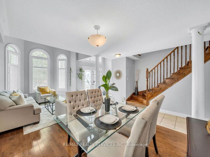 Property Photo:  122 Dells Crescent  ON L7A 2X1 
