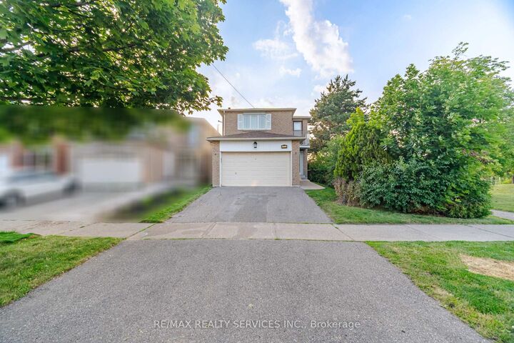 Property Photo:  172 Morton Way  ON L6Y 2P8 