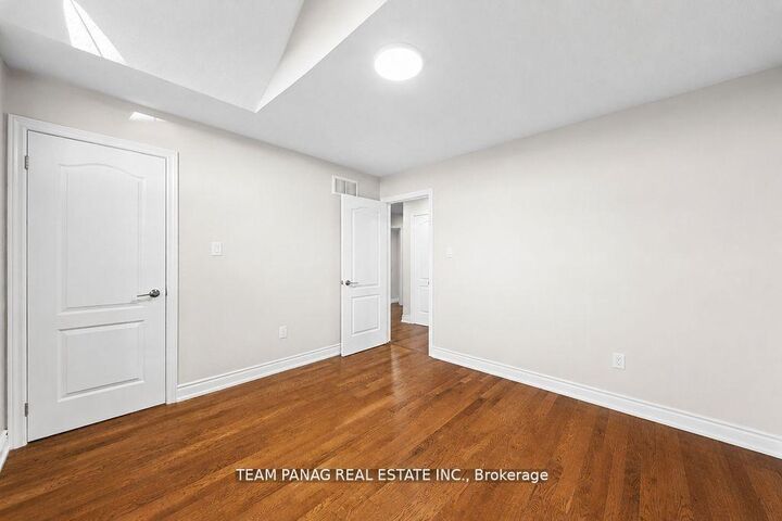 Property Photo:  11 Powell Drive  ON L6R 0K9 