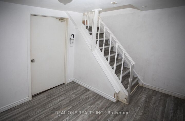 Property Photo:  93 Cartier Crescent Bsmt  ON L4C 2N3 