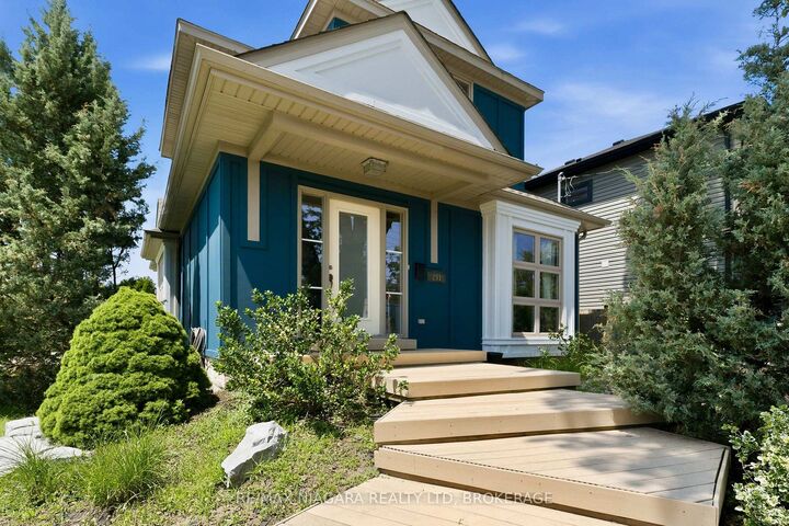 Property Photo: 291 Vine Street ON L2M 4T4