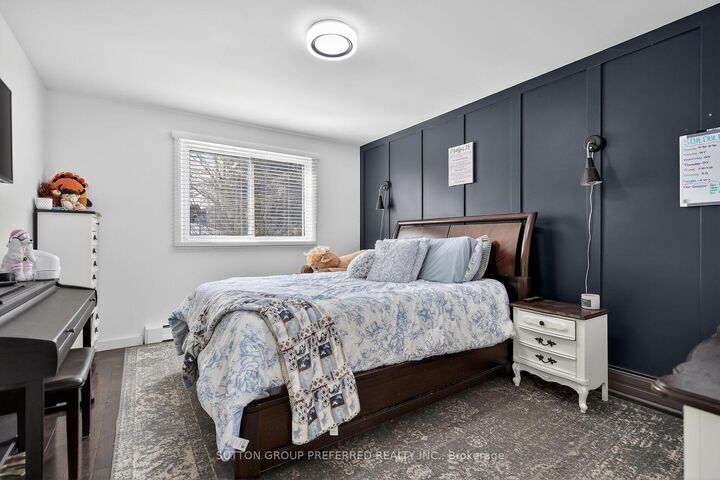 Property Photo: 264 Chittick Crescent ON N0L 1G3