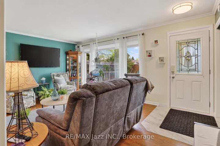 Property Photo: 1206 Belvedere Avenue ON L1H 1T3