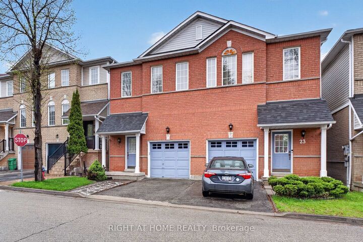 Property Photo:  1480 Britannia Road W 24  ON L5V 2K4 