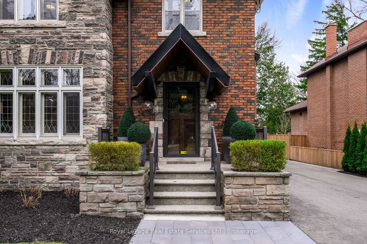 Property Photo:  28 Thompson Avenue  ON M8Z 3T3 