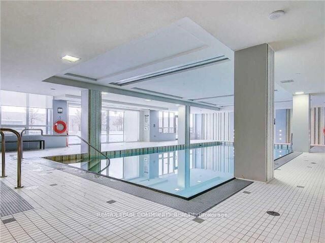 Property Photo: 7161 Yonge Street 2231 ON L3T 0C8