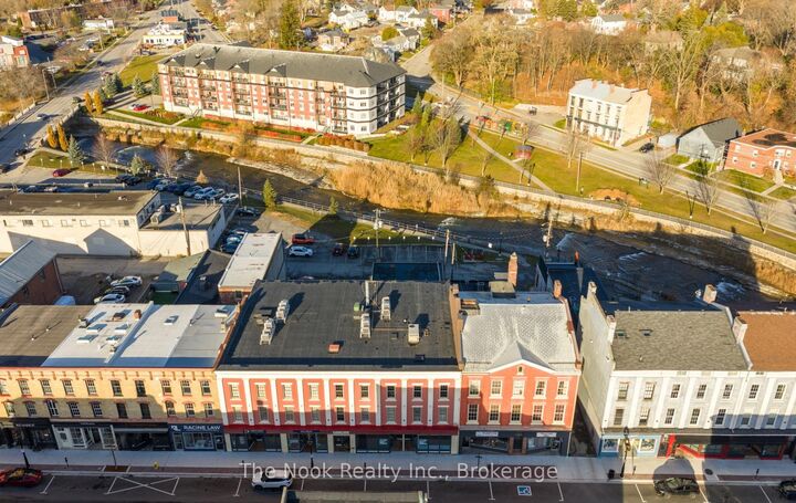 Property Photo:  38 Walton Street 207  ON L1A 1N1 