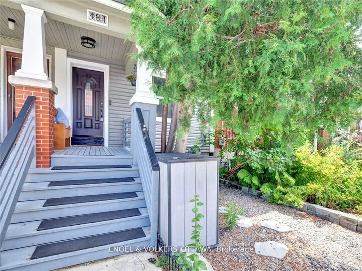 Photo de la propriété:  187 Ivy Crescent  ON K1M 1X9 