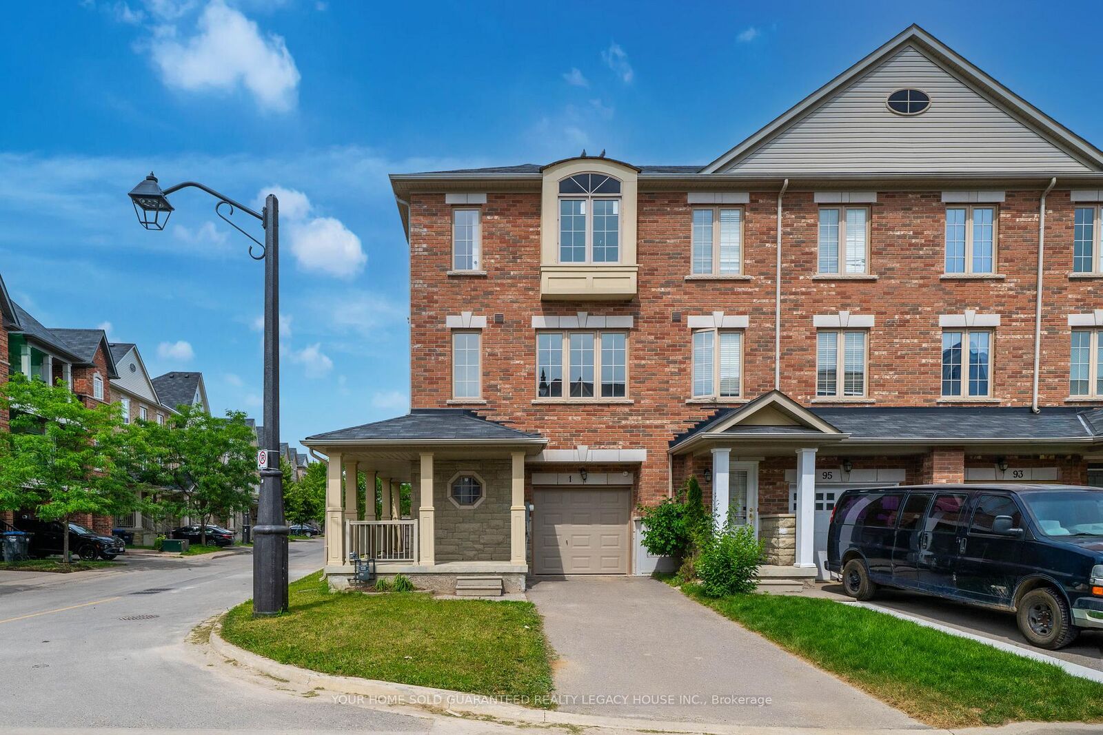 Property Photo:  1 Kayak Heights  ON L6Z 0H8 