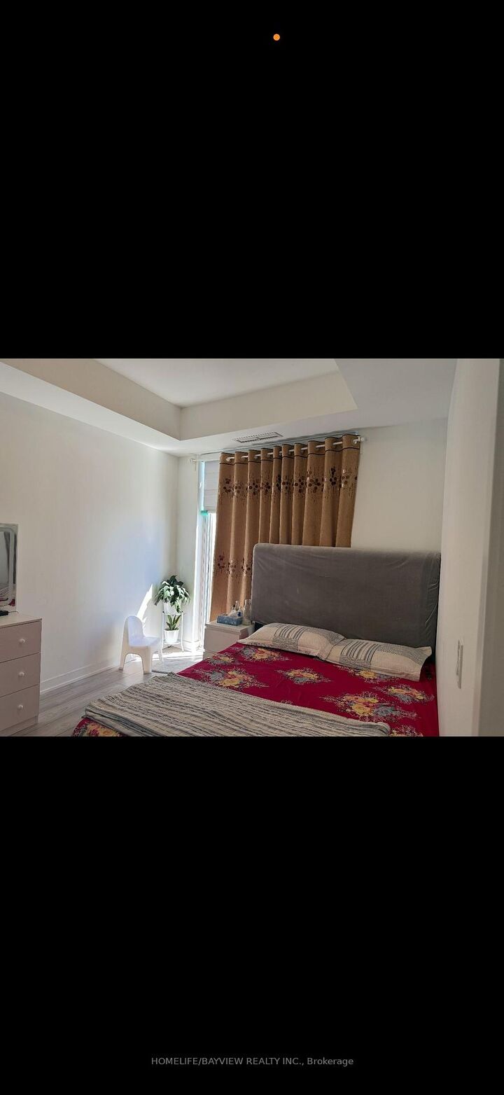 Property Photo: 10 Abeja Street W 2217 ON L4K 0R4