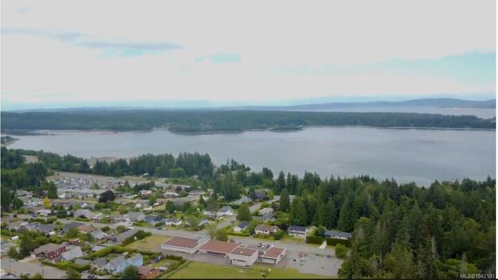 443 Thetis Dr — photo 1