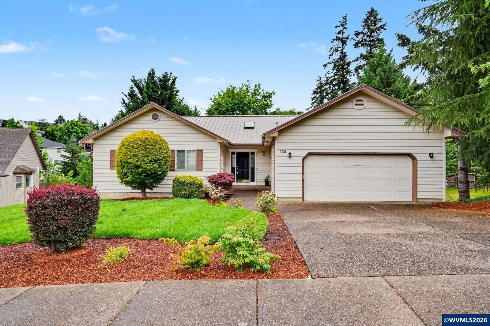 Property Photo: 1759 Sunburst Ter NW OR 97304