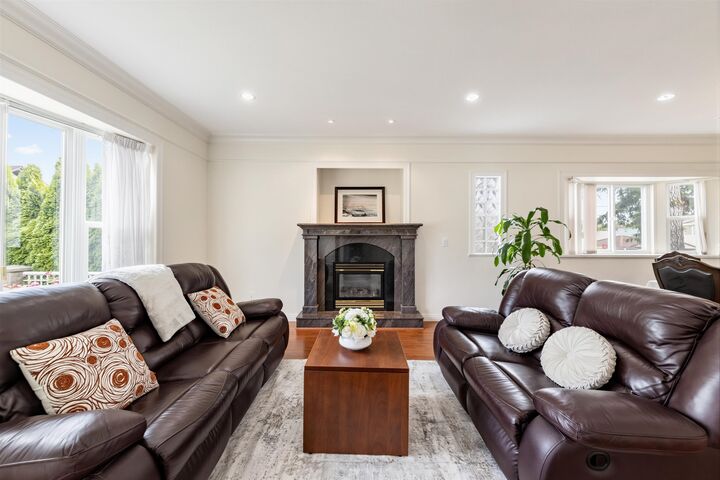 Property Photo: 6899 Fleming Street BC V5P 3H4
