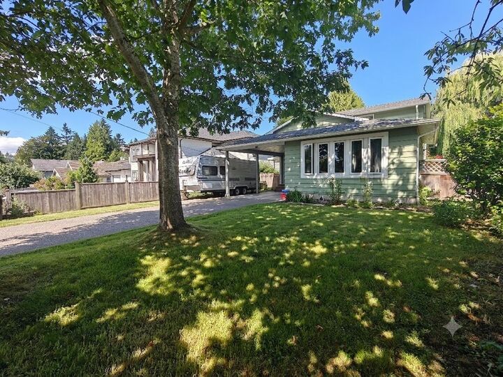4846 200 Street — photo 1