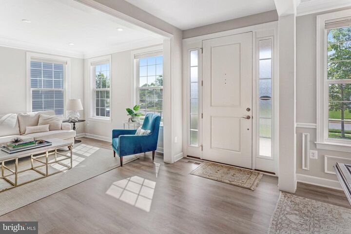 Property Photo:  8934 Hubbard Way  VA 22079 