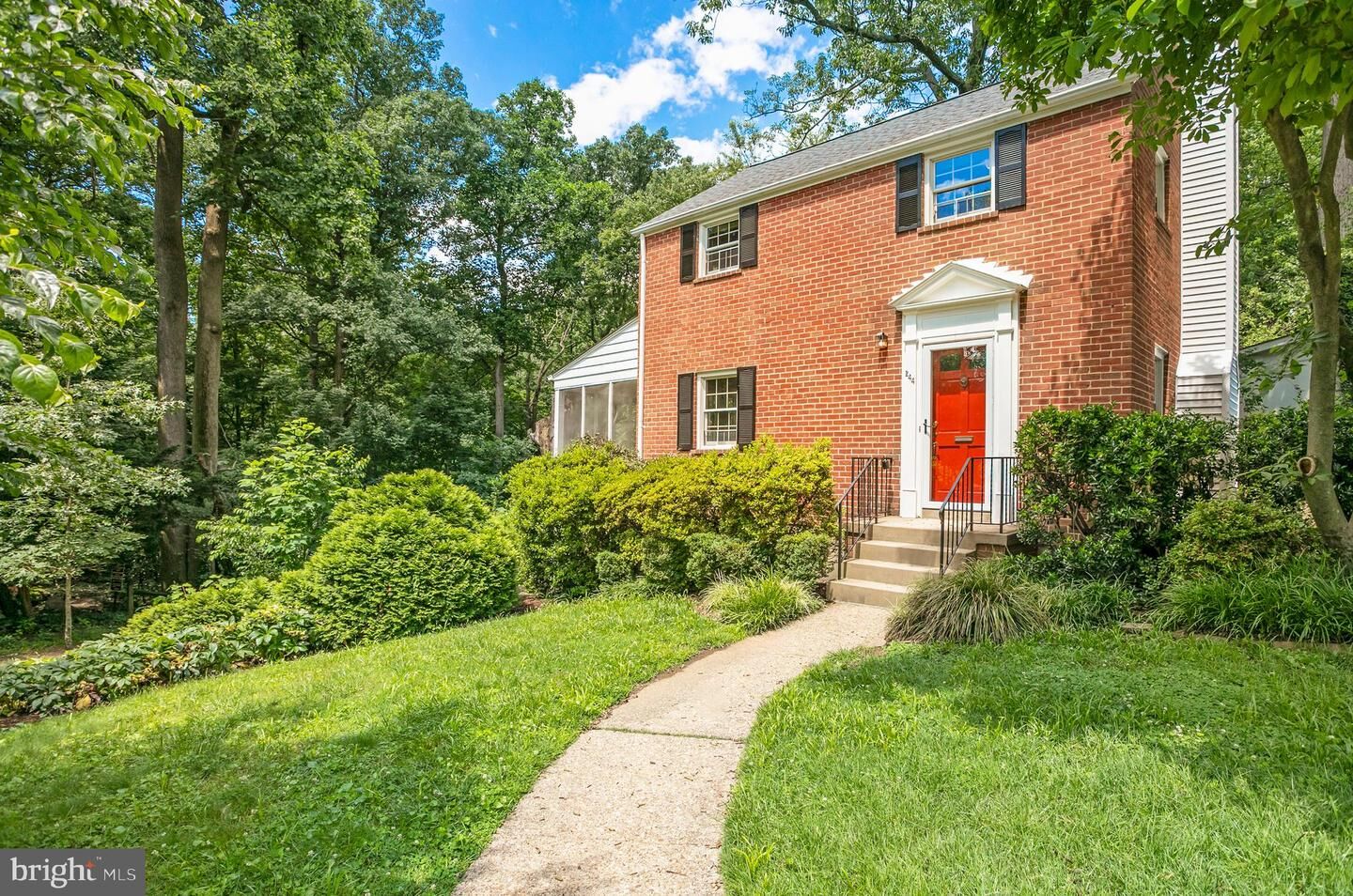 Property Photo:  244 N Columbus Street  VA 22203 