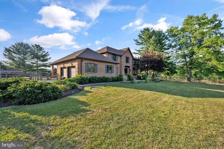 Property Photo: 2 Arden Valley Court MD 21152