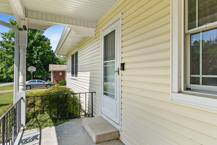 Property Photo: 1013 Baer St. AR 72653