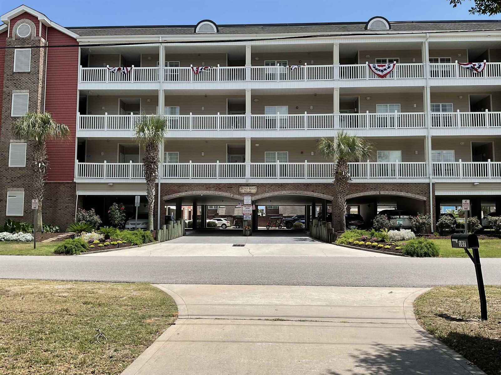 Property Photo: 311 2nd Ave. N 102 SC 29582