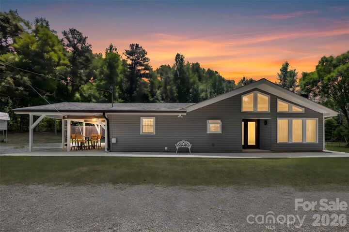 Property Photo:  6309 Landsford Road  NC 28103 