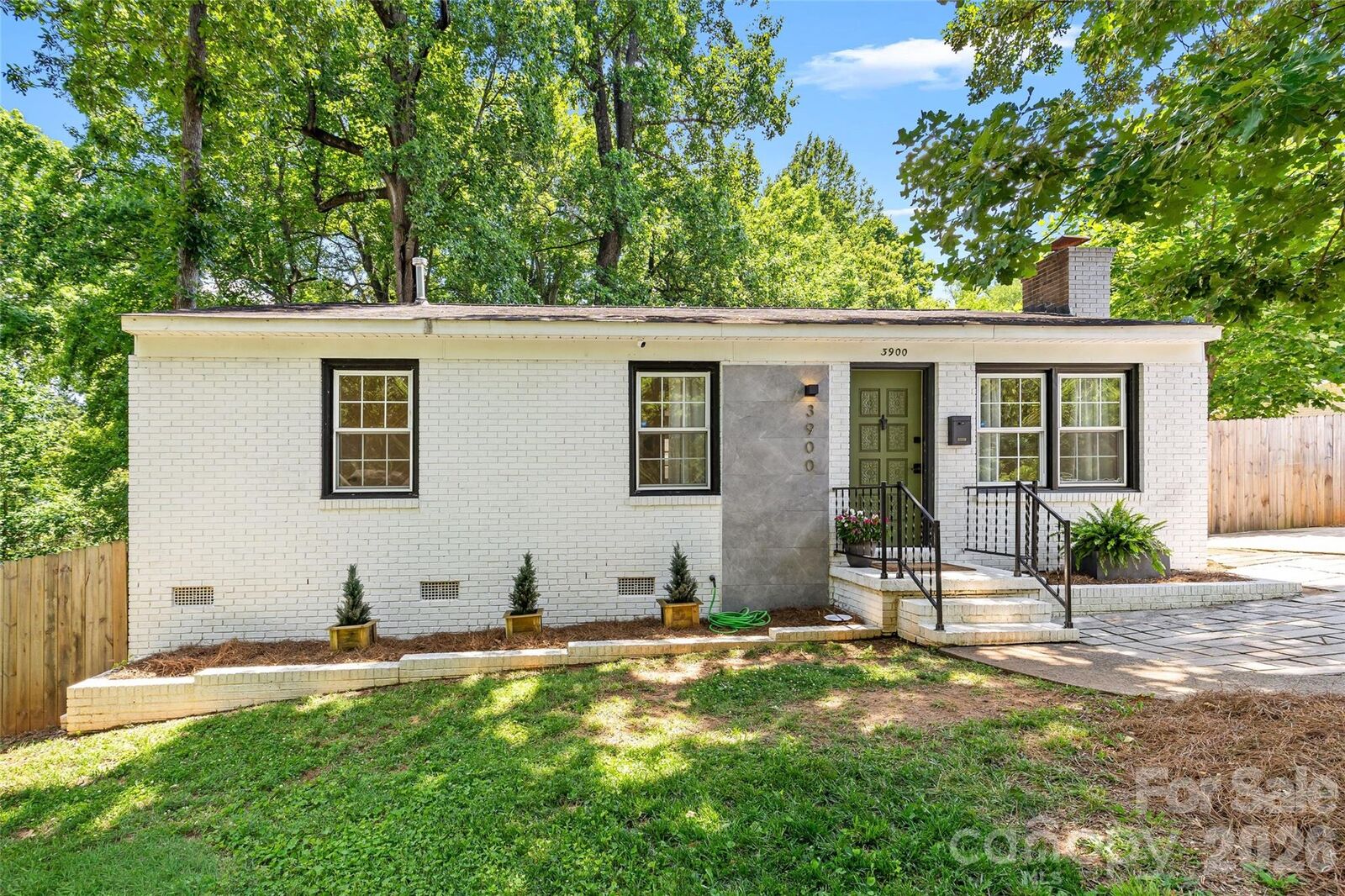 Property Photo:  3900 Dunwoody Drive  NC 28215 