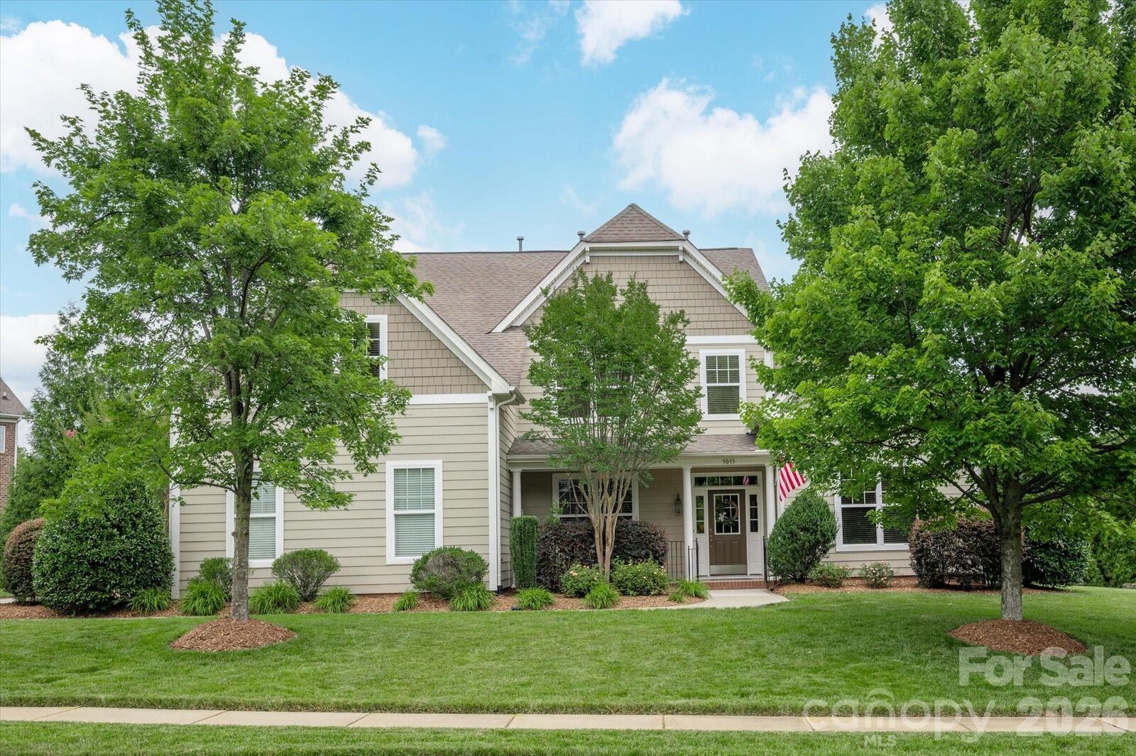Property Photo: 5033 Dockside Court NC 28104