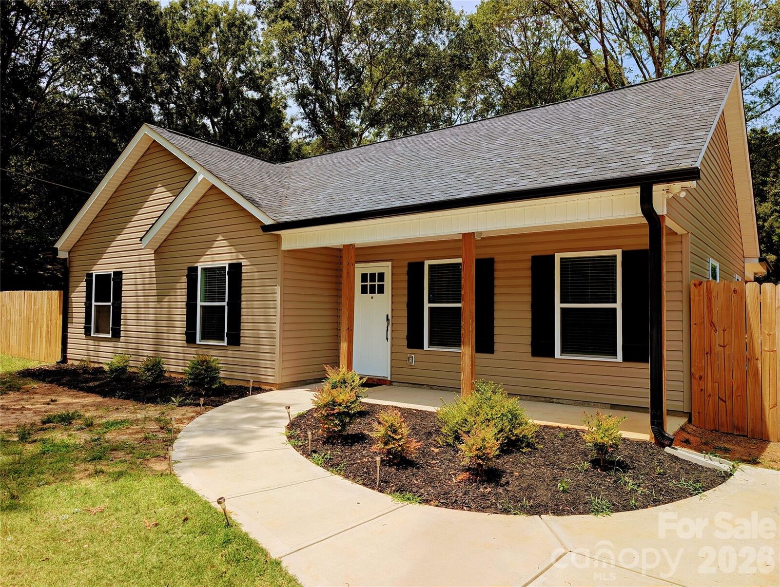 Property Photo:  711 Guinn Street  SC 29710 