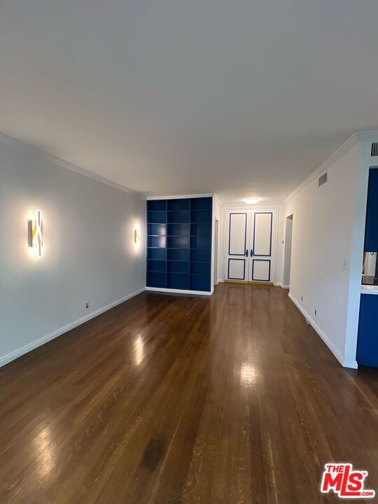 Property Photo: 1131 Alta Loma Rd CA 90069