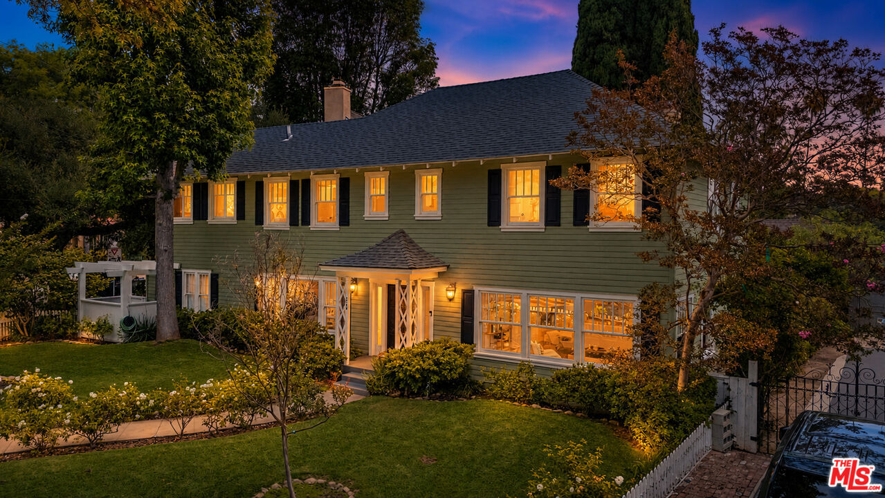 Property Photo:  1700 Diamond Ave  CA 91030 