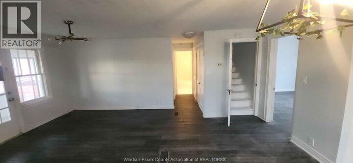 Property Photo:  2292 Dougall Avenue Upper  ON N8X 1S8 