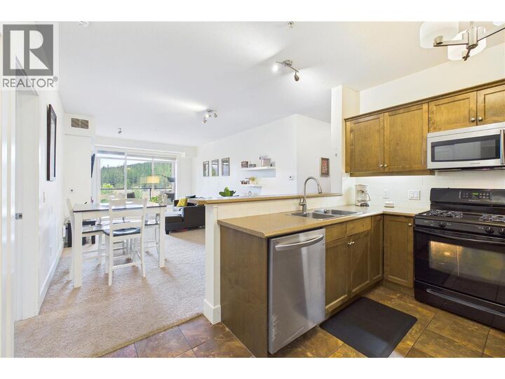 Property Photo: 2532 Shoreline Drive 317 BC V4V 2R6