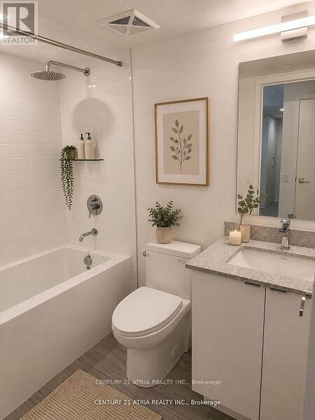 Property Photo: 500 Wilson Avenue 519 ON L5A 1W4