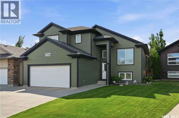 Property Photo: 1114 Rempel Place SK S7T 0M2