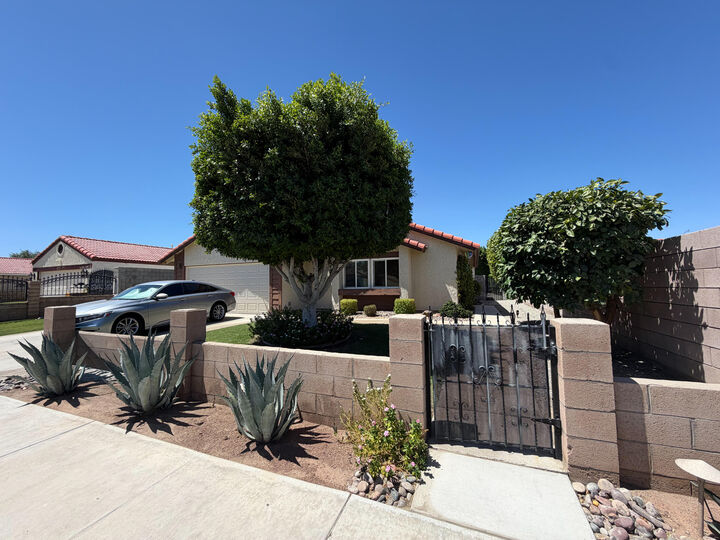 Property Photo: 82372 Arlene Court CA 92201