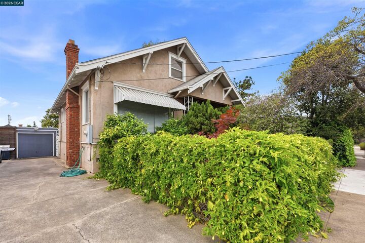 Property Photo: 3773 Marion Ave CA 94619