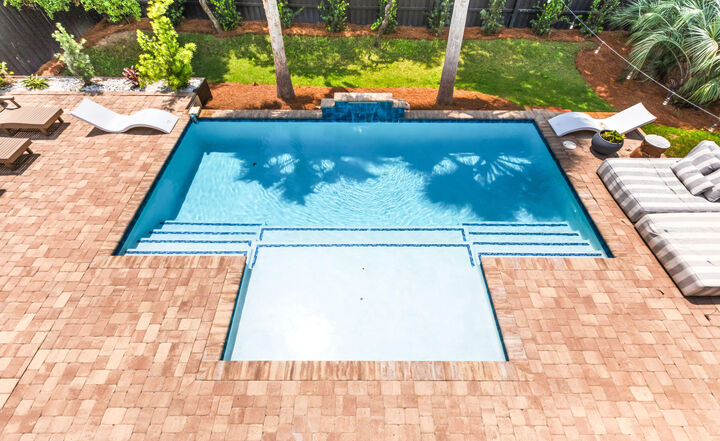 Property Photo:  50 N Maple Street  FL 32459 