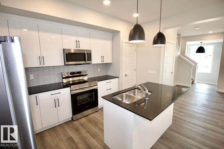 Property Photo:  95 Greenfield Link  AB T8L 0P1 