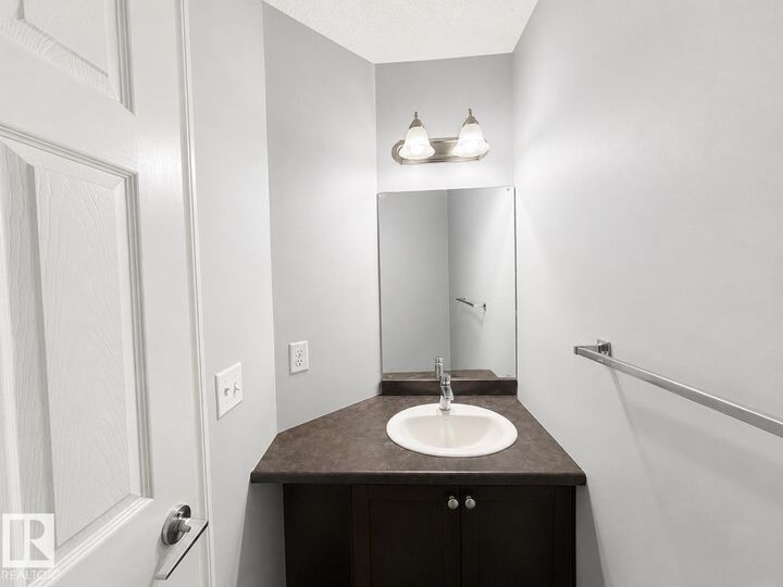 Property Photo: 1806 28 Street NW AB T6T 0S7
