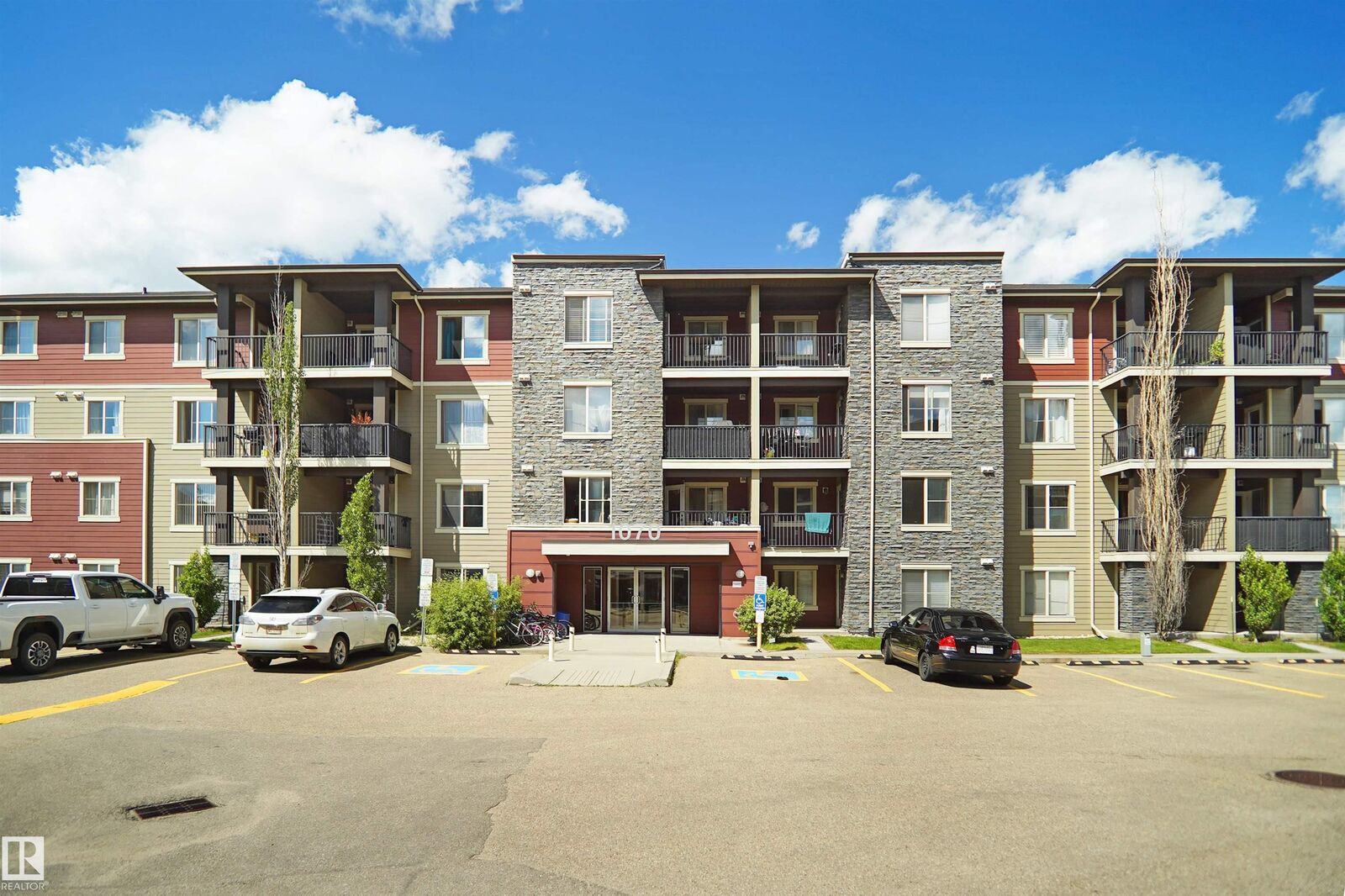 Property Photo: 1070 McConachie Blvd NW 215 AB T5Y 0V1