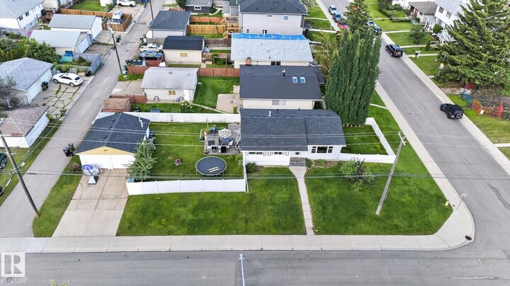 Property Photo:  7803 73 Street NW  AB T6B 1Z5 