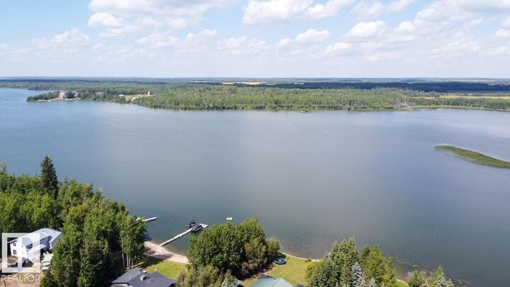 Property Photo: 2120 Twp Road 565 103 AB T0E 1V0