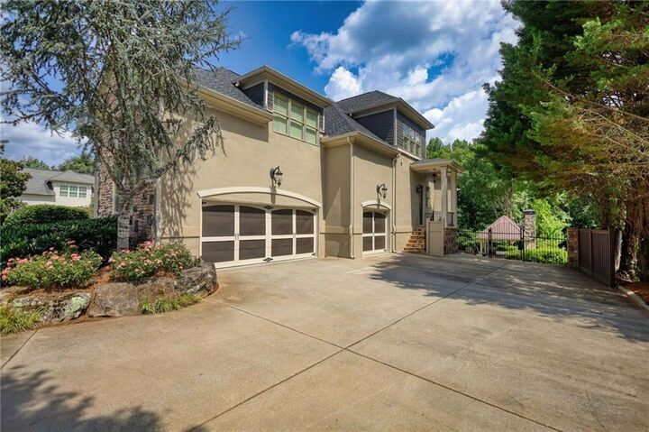 Property Photo: 1007 Legacy Hills Drive GA 30253
