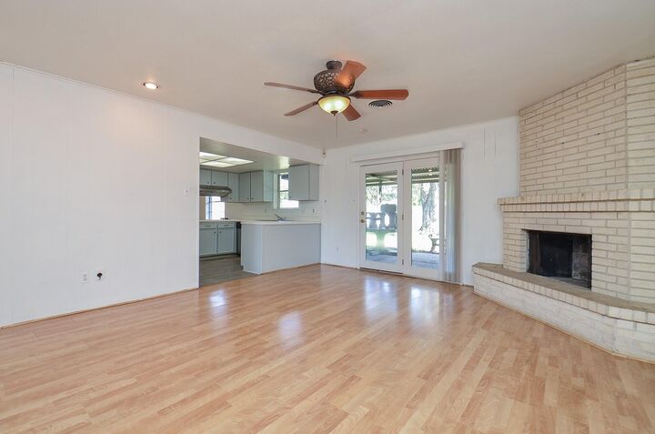 Property Photo: 7327 Osage Street TX 77036