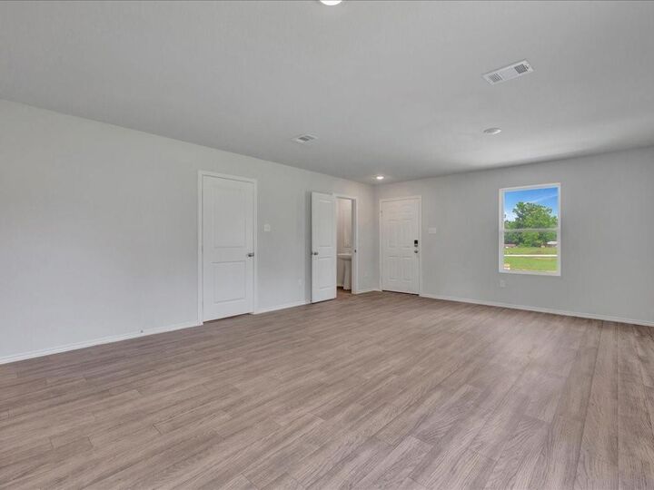 Property Photo:  305 Dana Drive  TX 75901 