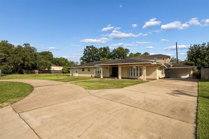 Property Photo:  5535 S Braeswood Boulevard  TX 77096 