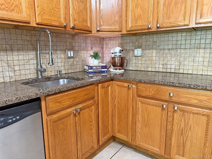 Property Photo: 66 Omni Parc Drive NY 10954