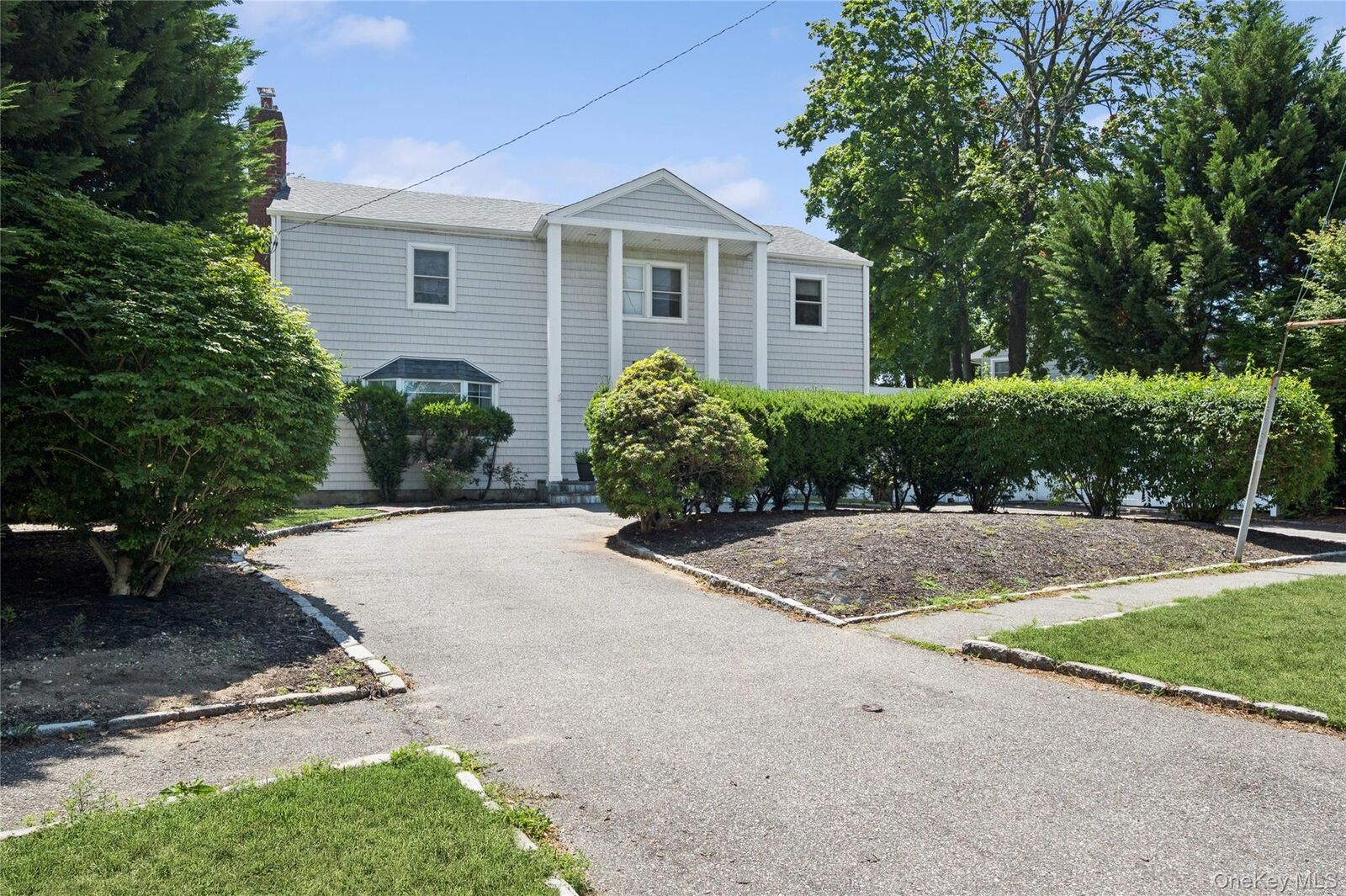 Property Photo:  1954 Kirkwood Avenue  NY 11566 