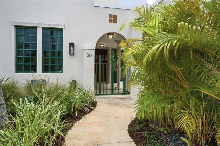 Property Photo:  30 Calle Arenas  PR 00646 
