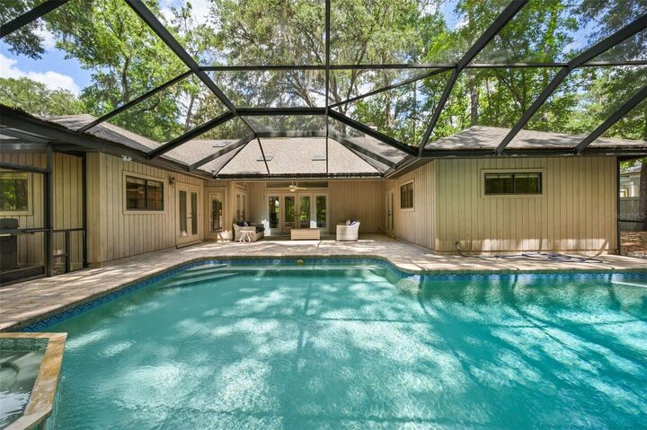 Property Photo:  4427 SW 84th Way  FL 32608 