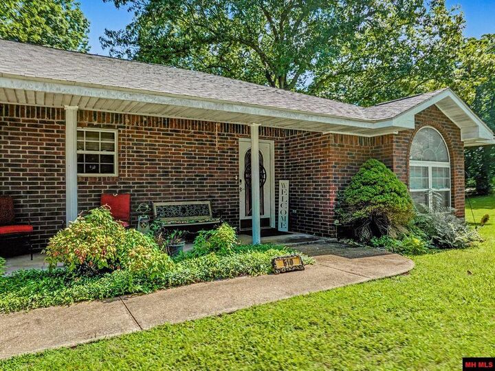 Property Photo:  510 Edgewood Bay Drive  AR 72642 